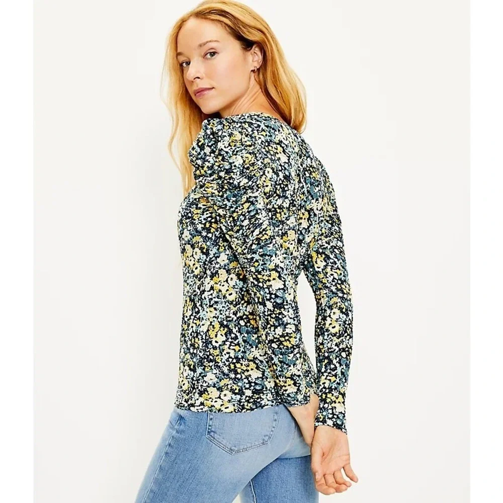 NEW Loft XS Top V Neck Puff‎ Sleeve Floral Cottage Bloom Boho Chic Coastal
